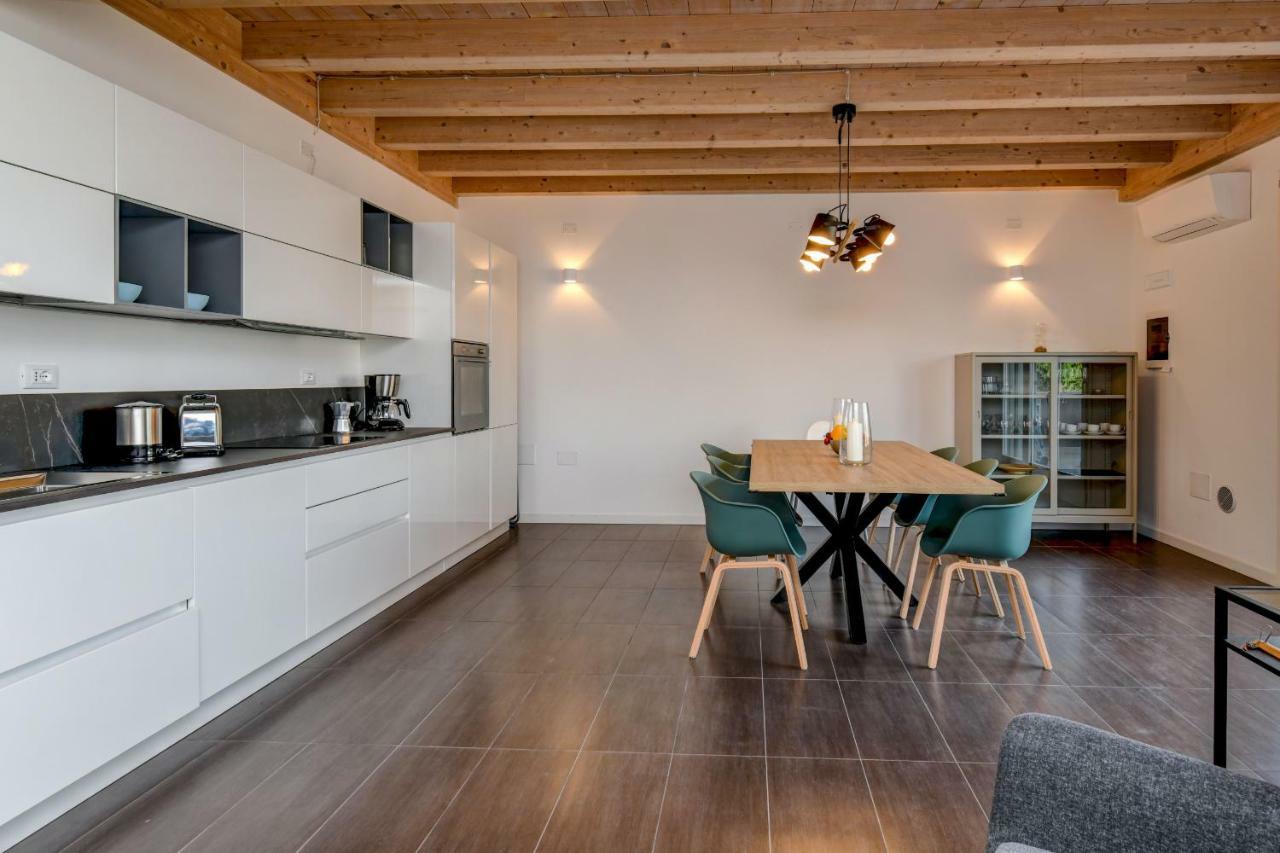 My Peschiera Family Home Deluxe Песк'єра-дель-Гарда Екстер'єр фото